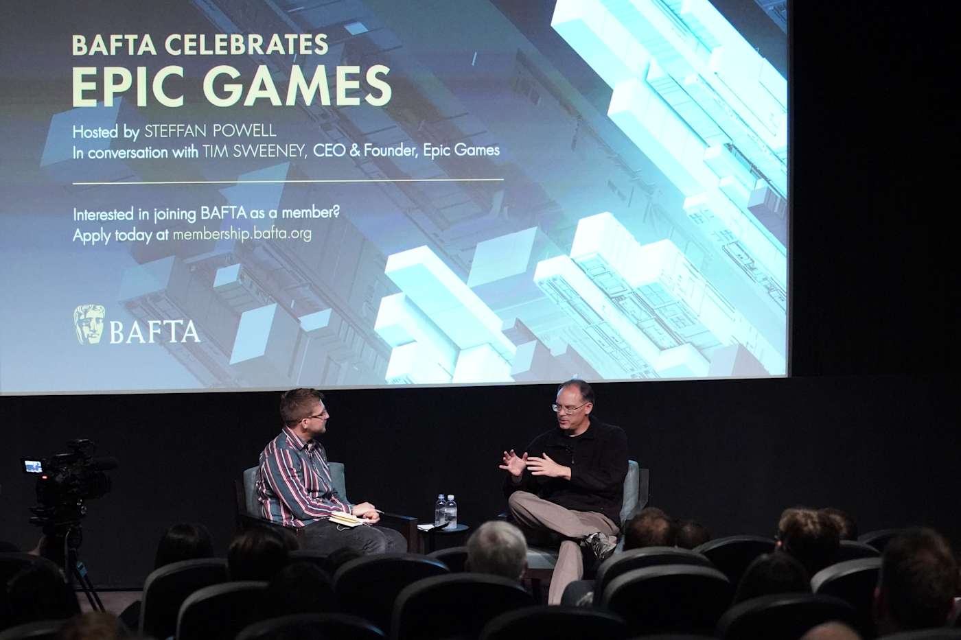 Google Silencia CEO da Epic Games Até 2032, Diz Relatório